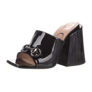 GUCCI Lexi 105 Patent Leather Mules